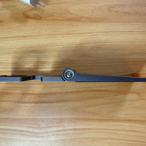 Silver Charger Watch Stand+Apple Watch Charger (Watch to USB)Fast Charging Cable - Picture 8 of 11